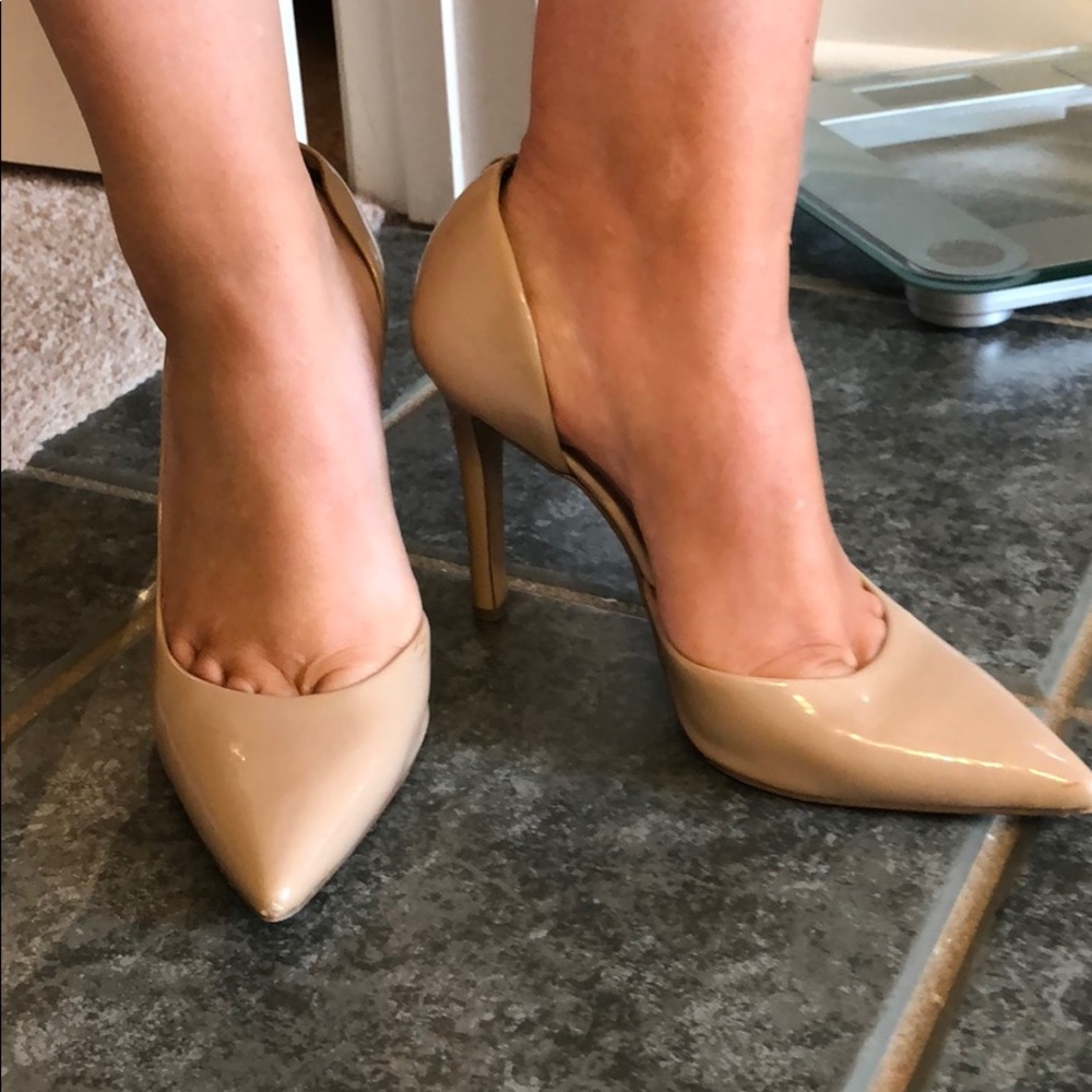 Nude patten leather Jessica Simpson pumps
